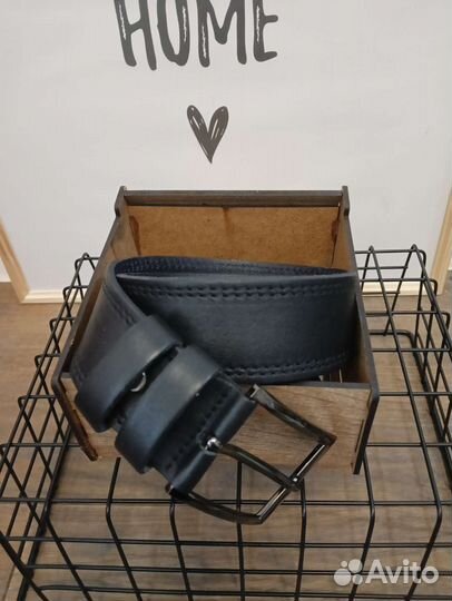 Ремень из натуральной кожи в подарочной упаковке