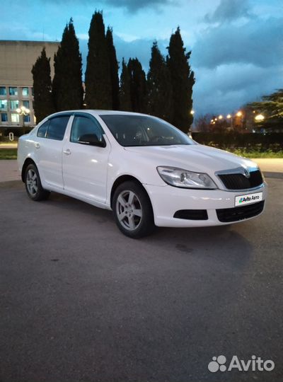 Skoda Octavia 1.6 МТ, 2011, 450 000 км
