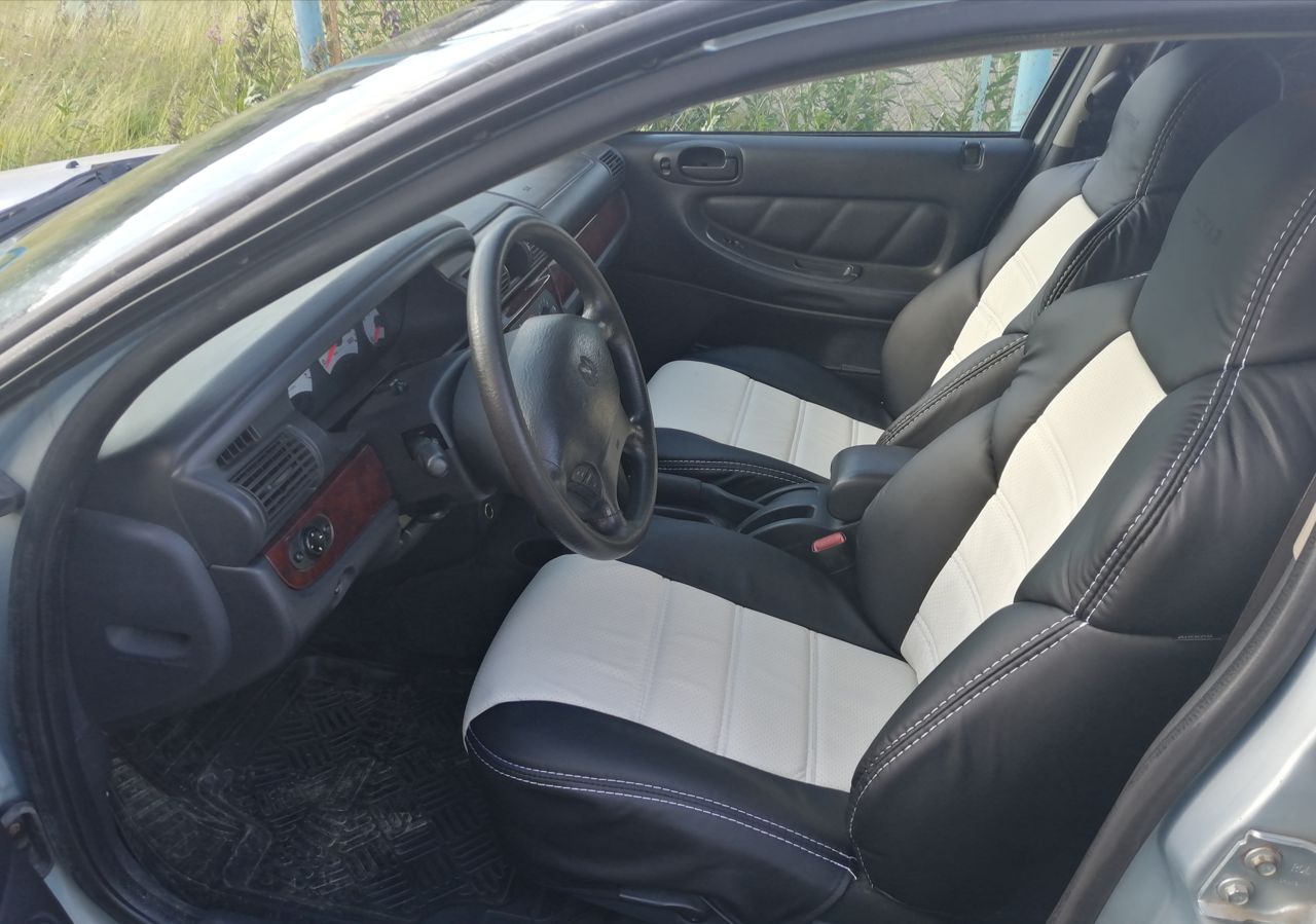 Dodge Stratus: фото владельца