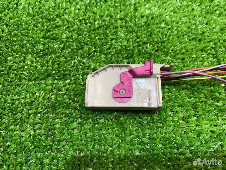 Разъем Audi A4 B8