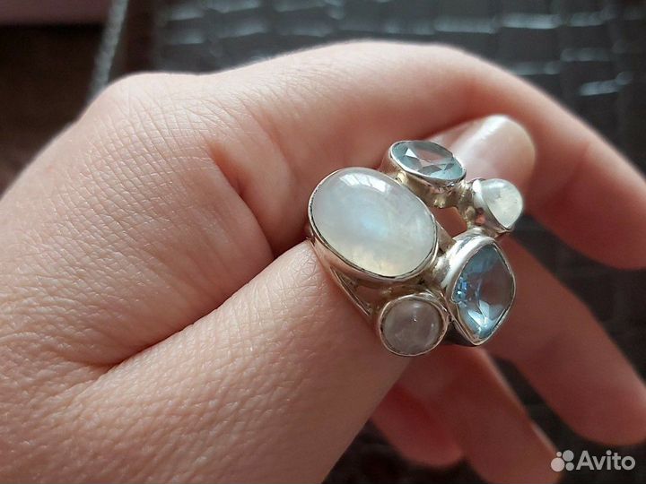 Серебряное кольцо