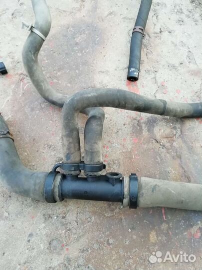 Патрубок охлаждения Renault Sandero II 1.2 D4FF