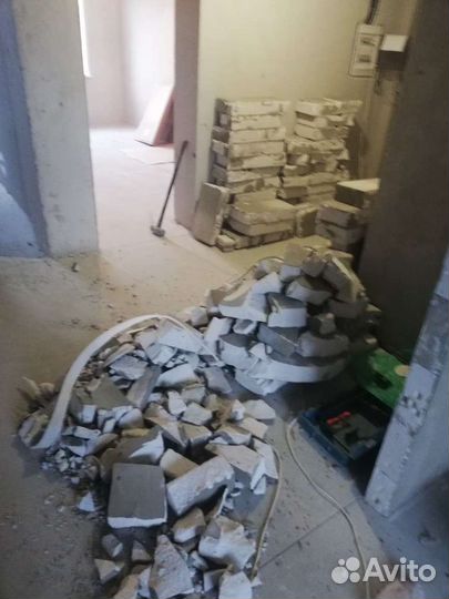 Полный демонтаж стен, полов