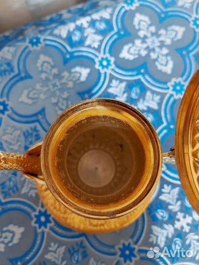 Церковный чайник для теплоты