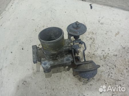 Дроссельная заслонка