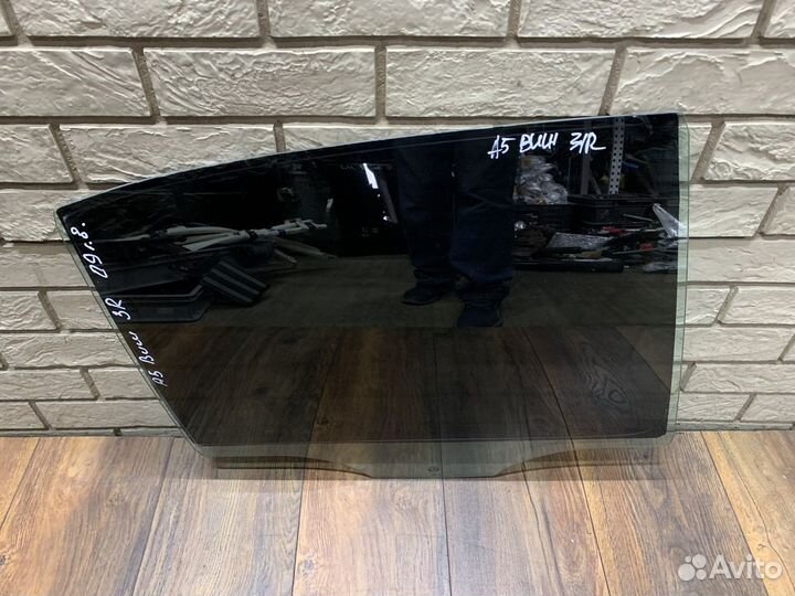 Skoda Octavia A5 Стекло двери задней LH RH