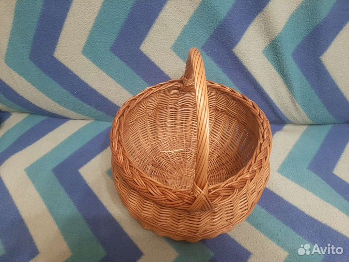 Корзина плетеная для грибов и ягод