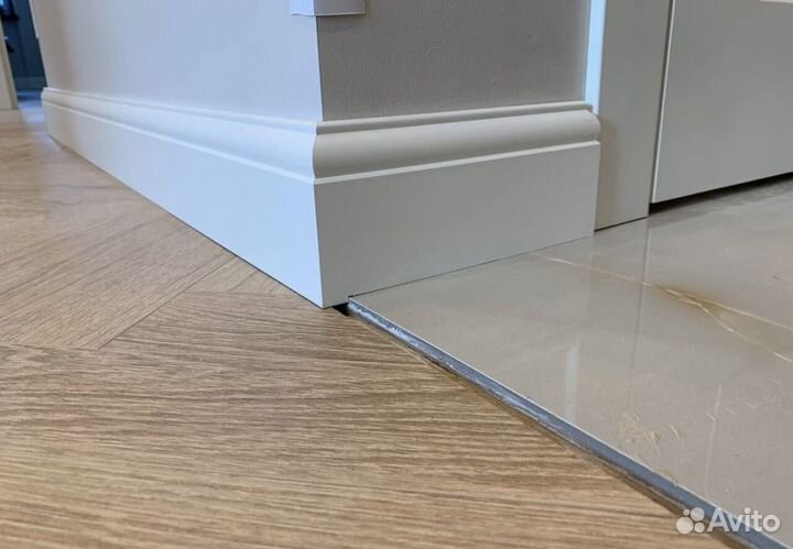 Установка напольного плинтуса