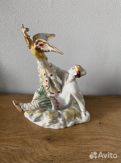 Статуэтка фарфор Иван царевич и жар-птица лфз