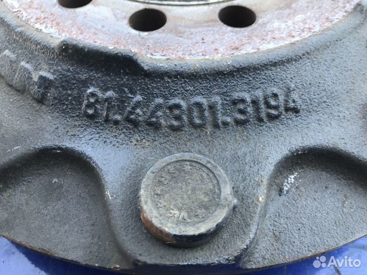 Крышка передней ступицы Ман MAN TGS 81443013194