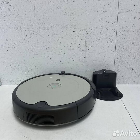 Робот-пылесос iRobot Roomba 698 (Рассрочка / Р2)