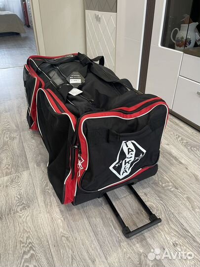 Сумка хоккейная tackla wheel BAG SR 36