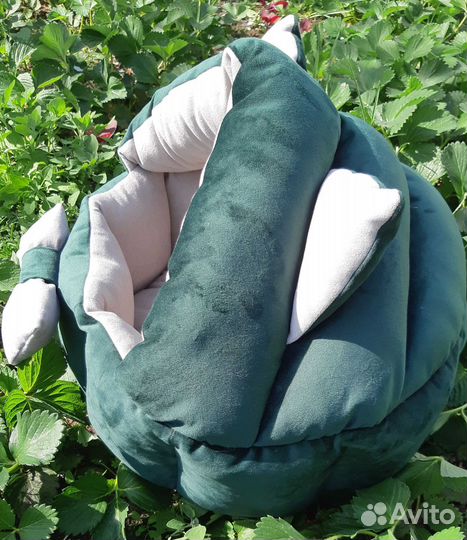 Лежанка-домик