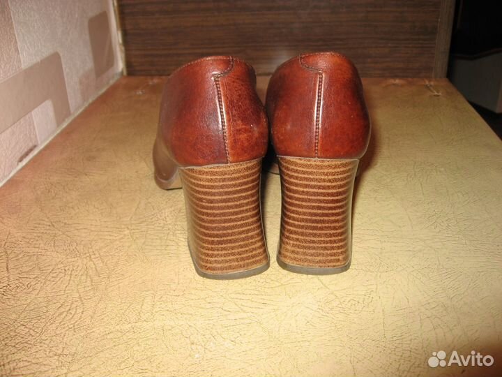 Кожаные туфли