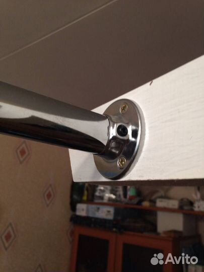 Стойка-вешалка для одежды напольная деревянная