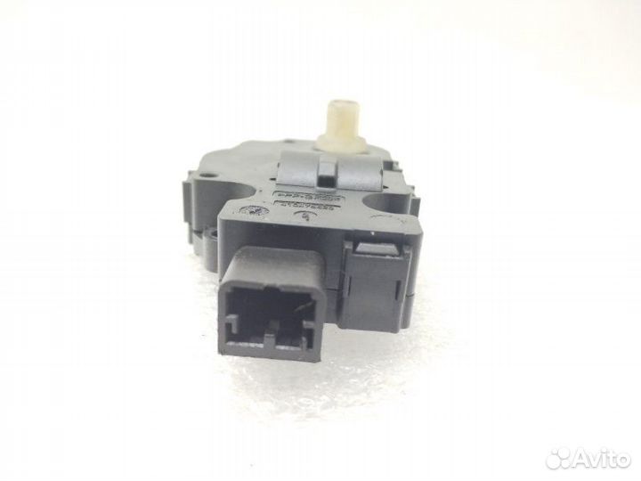 Сервопривод заслонок печки Mercedes-Benz E-Class