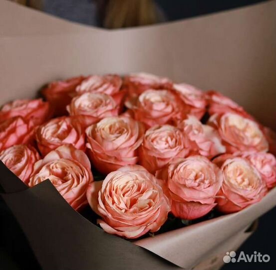 Букет из 25 роз, доставка