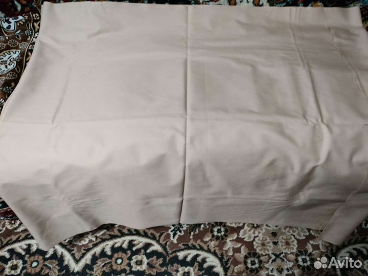 Отрез ткани плащевка