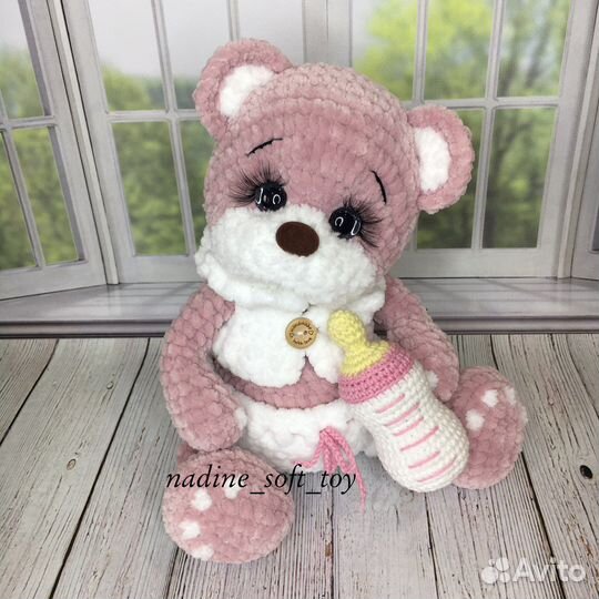 Вязаная игрушка мишка