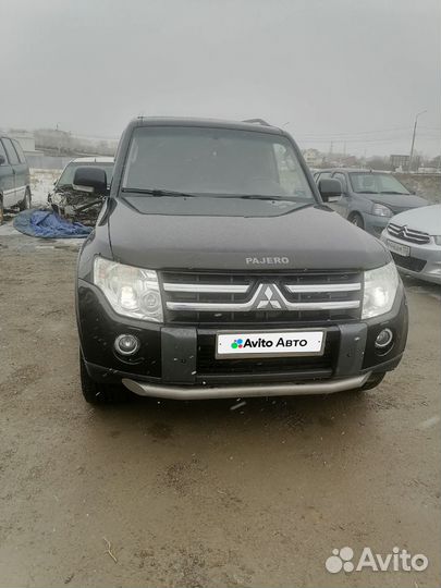 Mitsubishi Pajero 3.2 AT, 2008, 266 000 км