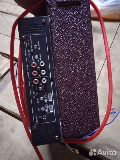 Акустика в автомобили