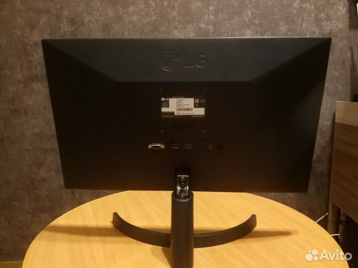 Монитор LG 22mk600m торг