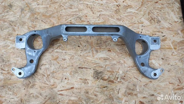 Балка передняя Cayenne q7 touareg