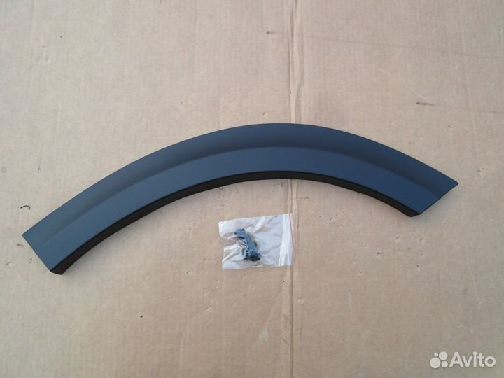 Молдинг зад двери по арке левый Infiniti QX50 J55