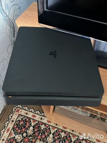 Sony PS4 slim 1tb