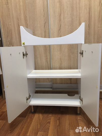 Полка – тумба для ванной