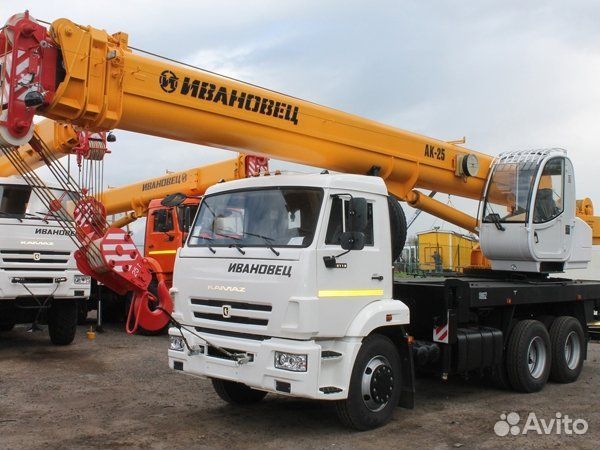 Машинист а/крана в городе