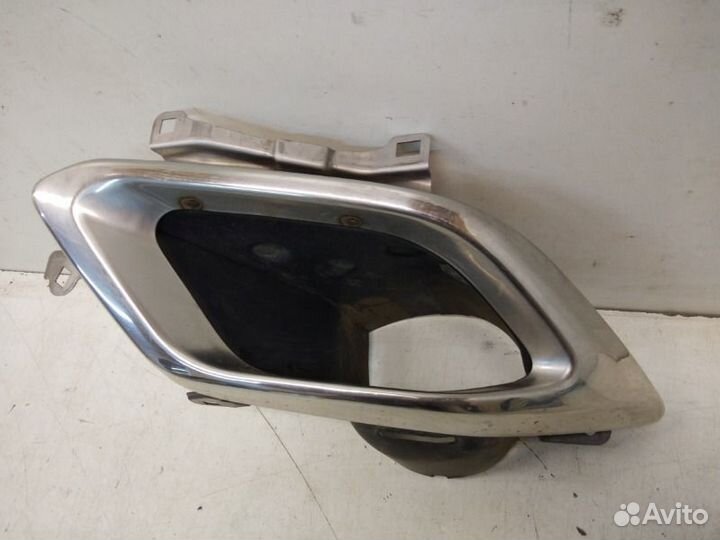 Насадка глушителя задняя правая Lexus Rx 4