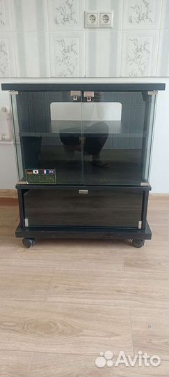 Тумбочка под телевизор