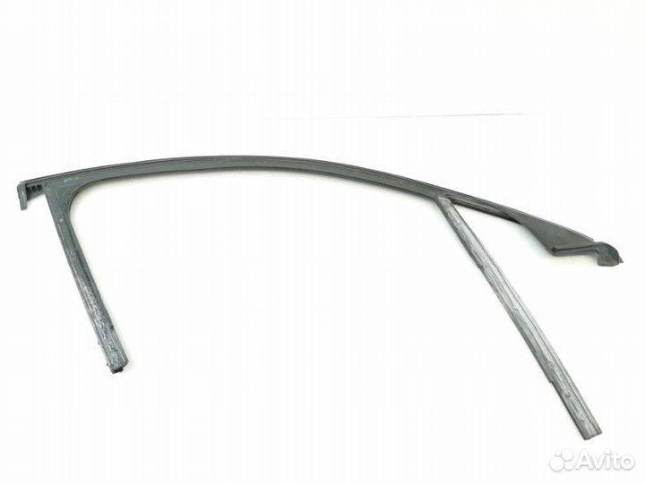 Молдинг двери передний левый Mercedes-Benz Glc