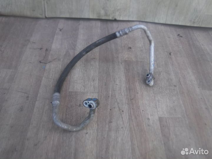 Трубка кондиционера (короткая) Passat B6 2007