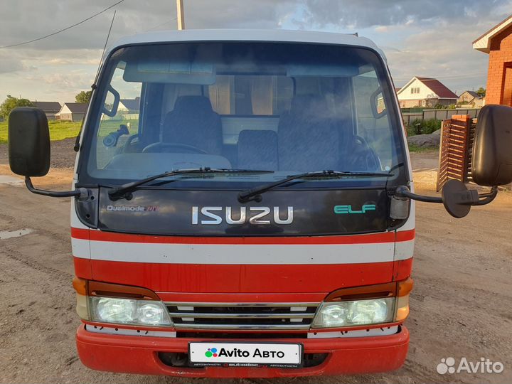 Isuzu Elf, 2001