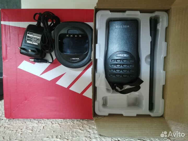 Рация vector vt 44