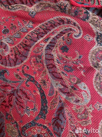 Шарфы и палантины