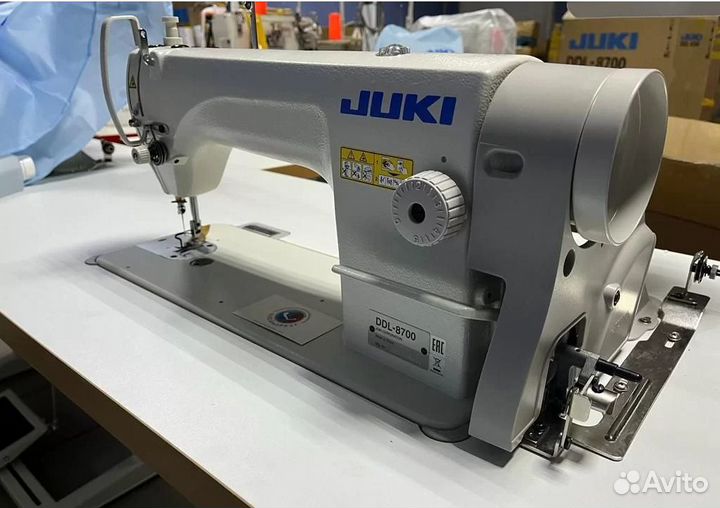 Прямострочка Япония juki DDL-8700N
