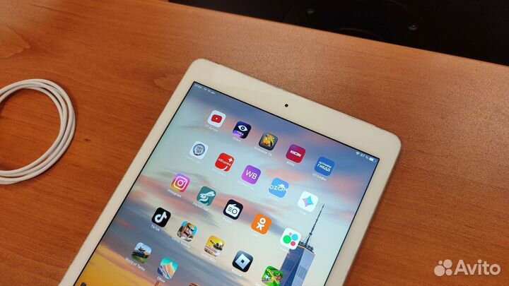 iPad Air 2 64gb с Сим-картой #188