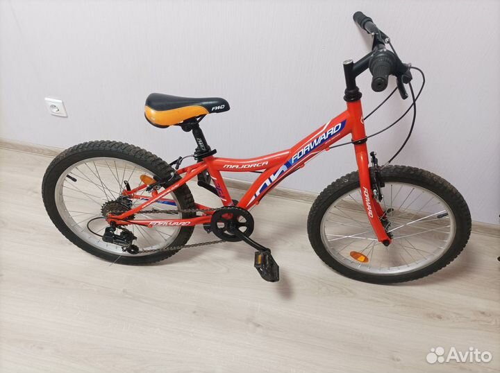 Велосипед на 6-9 лет