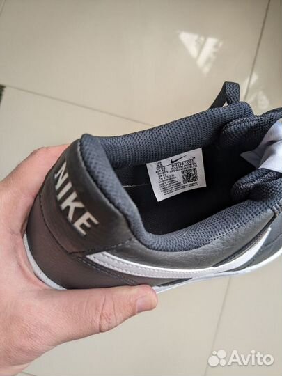 Кеды мужские Nike черные 9.5 US, 42 размер