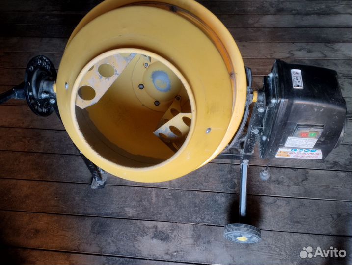 Бетономешалка бу