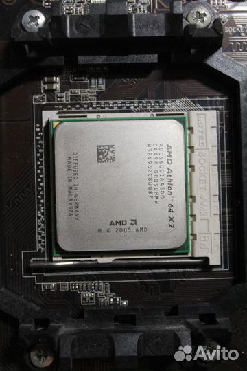 Asus M3A32-MVP Deluxe + AMD Athlon 64 X2