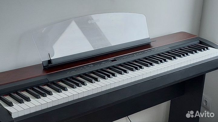 Цифровое пианино Yamaha P-155