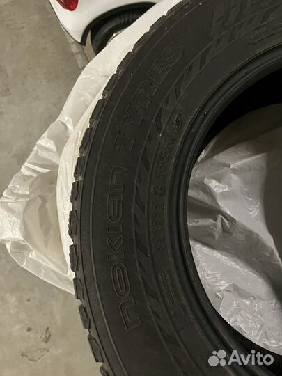 Nokian Tyres Hakkapeliitta 9 SUV 215/65 R16