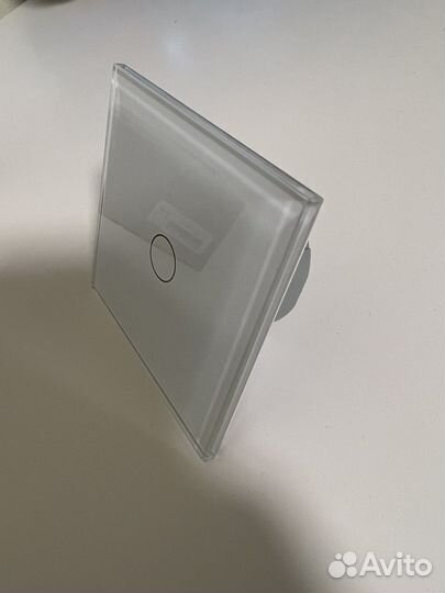 Выключатель Livolo сенсорный одноклавишный Новый