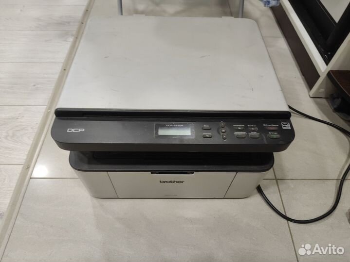 Принтер сканер копир лазерный цветной