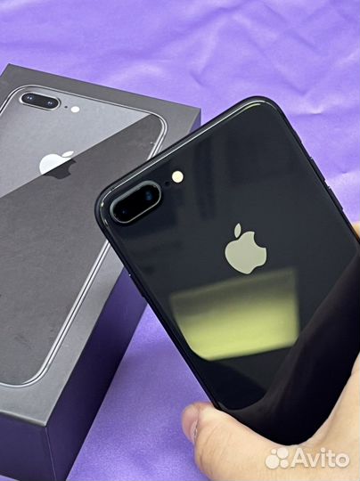 iPhone 8+ 64GB черный