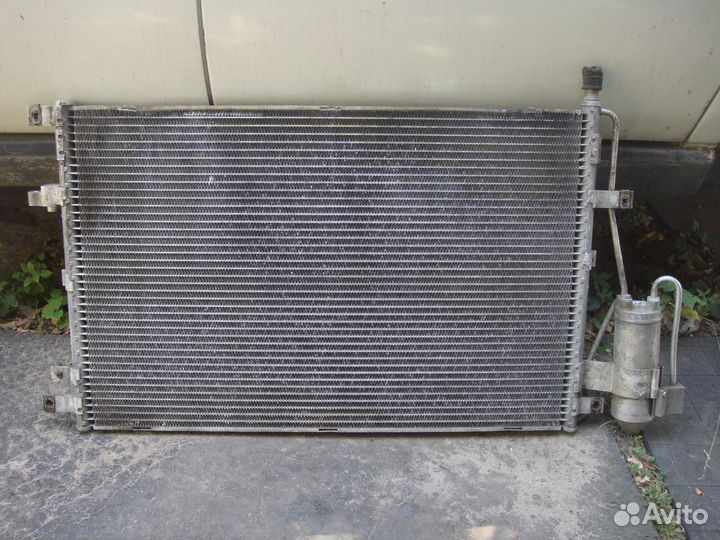 Радиатор кондиционера Volvo XC90 30665562